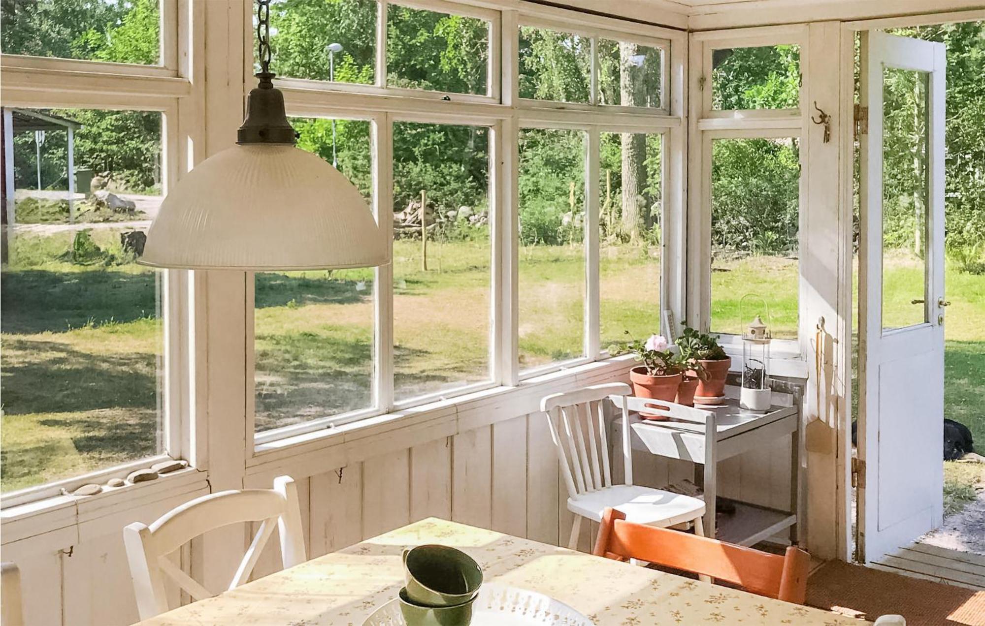 Amazing Home In Faerjestaden With Kitchen المظهر الخارجي الصورة